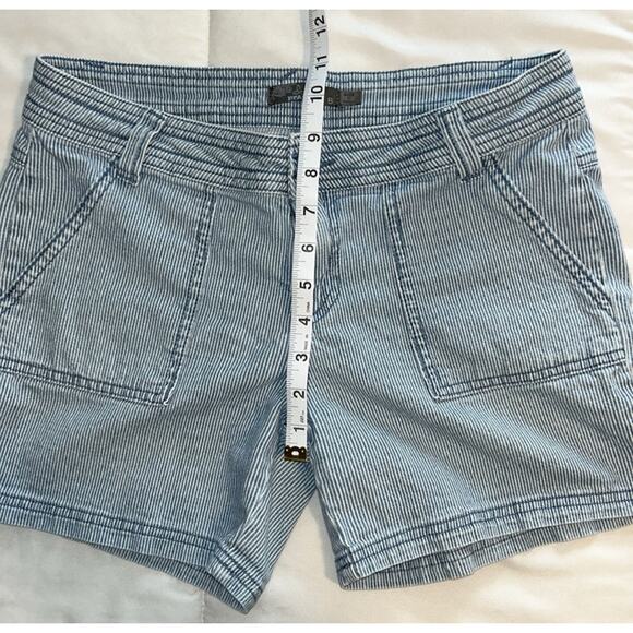 prAna Shorts - size 8 - Picture 4 of 4